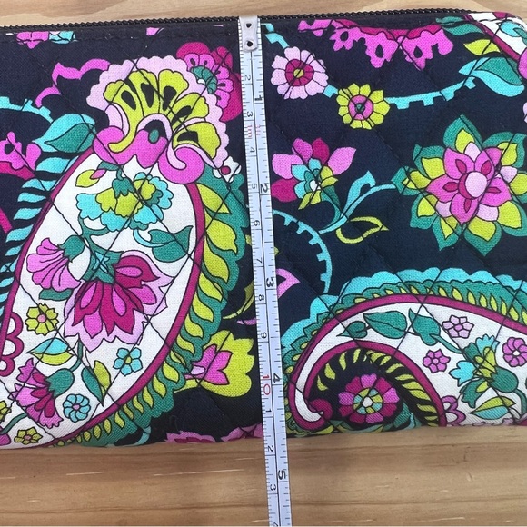 Vera Bradley Petal Paisley Zip Around Wallet Wristlet - Picture 7 of 7
